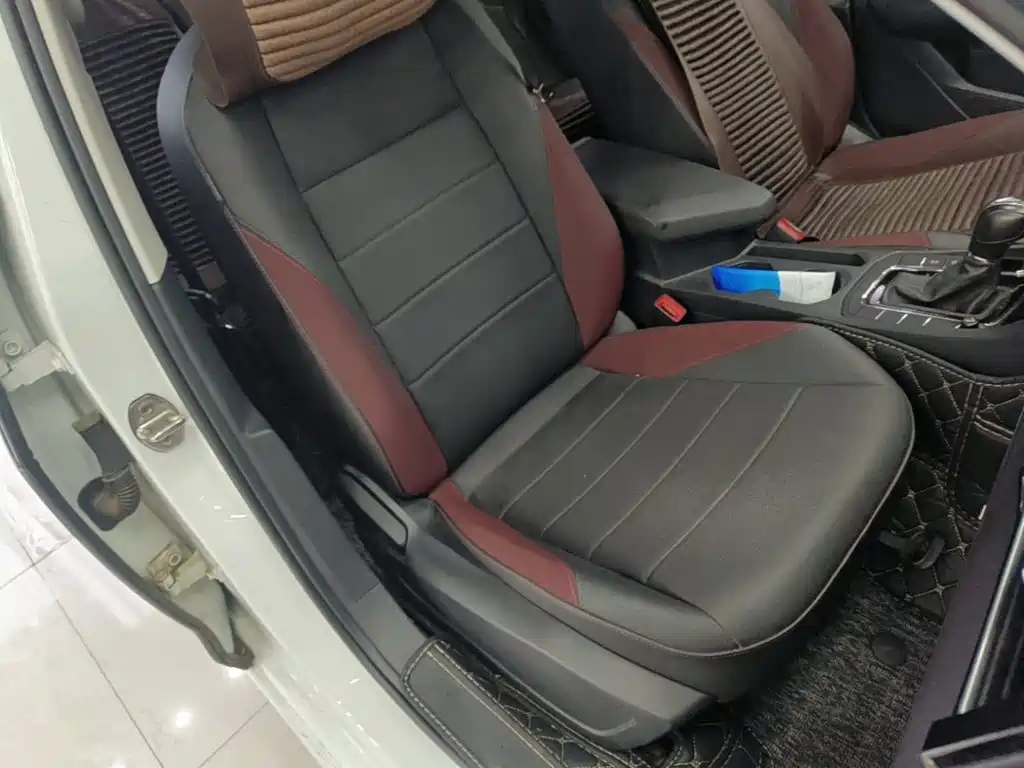 Volkswagen Bora — миниатюра 25