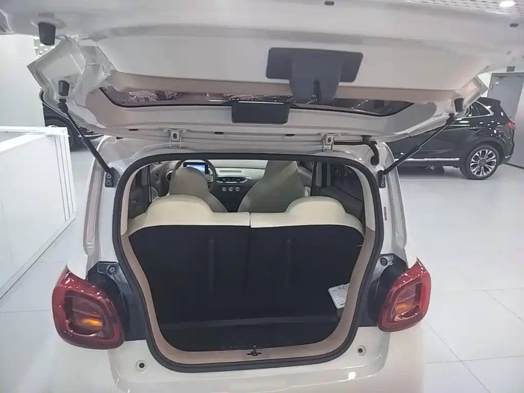 Wuling MINIEV — миниатюра 19