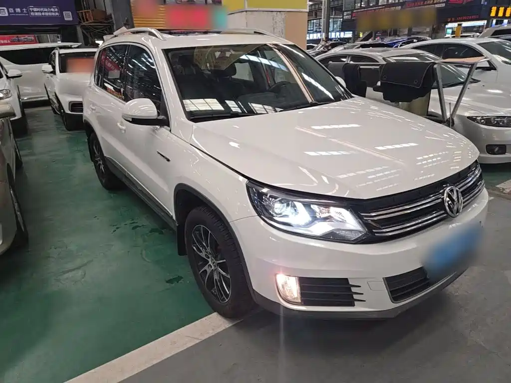 Volkswagen Tiguan — миниатюра 4