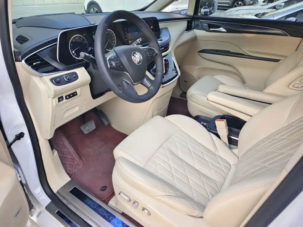 Buick GL8 — миниатюра 10