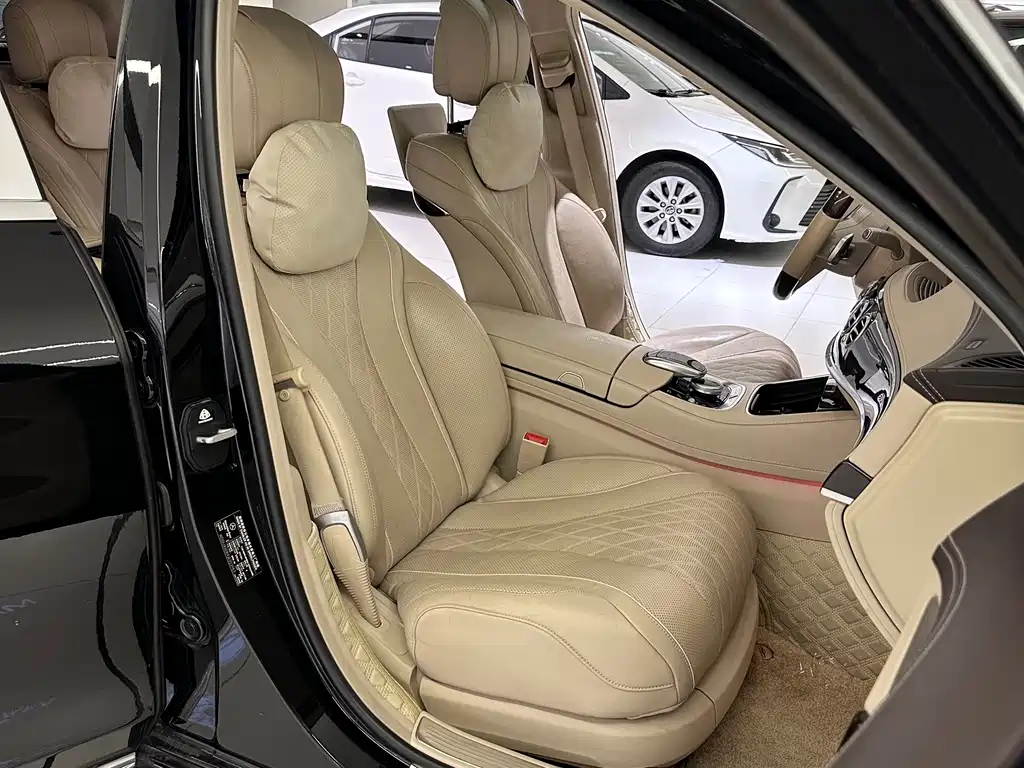 Mercedes-Benz S-Class — миниатюра 12