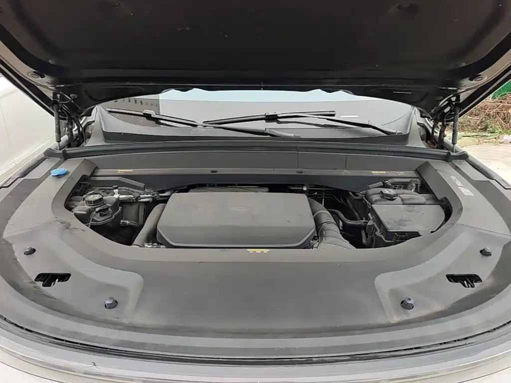 Li Auto Li L8 — миниатюра 20