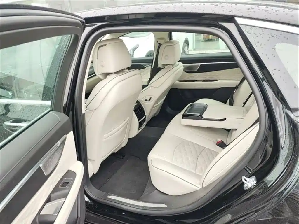 Cadillac CT6 2026 28T Flagship