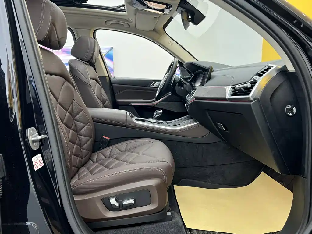BMW X5 — миниатюра 18