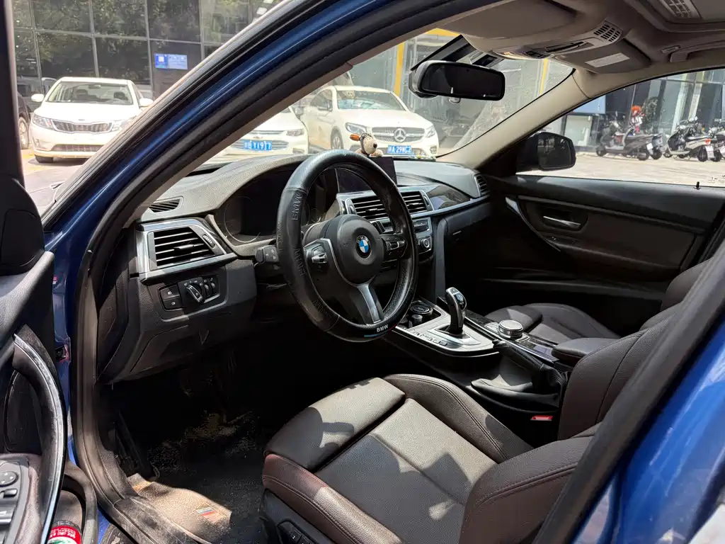 BMW 3 Series — миниатюра 5