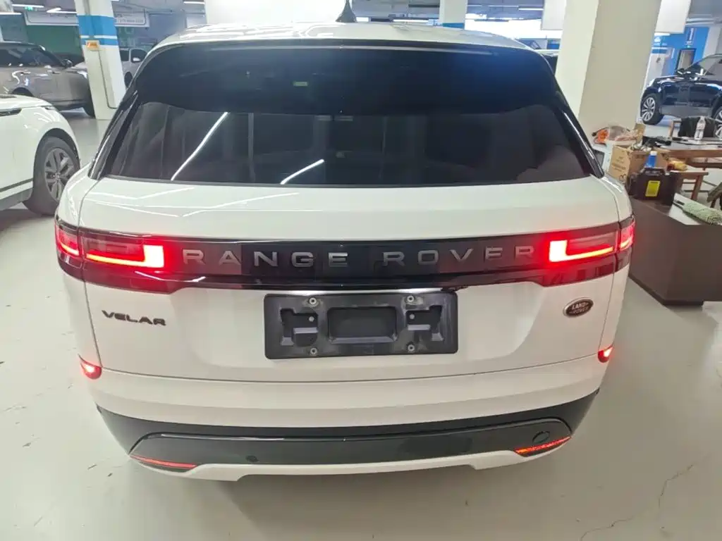 Land Rover Velar — миниатюра 6