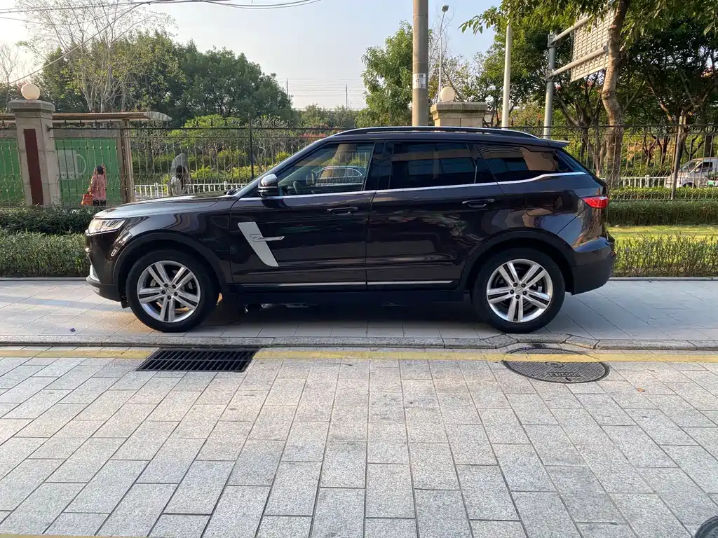 Zotye Zotye T700 — миниатюра 11