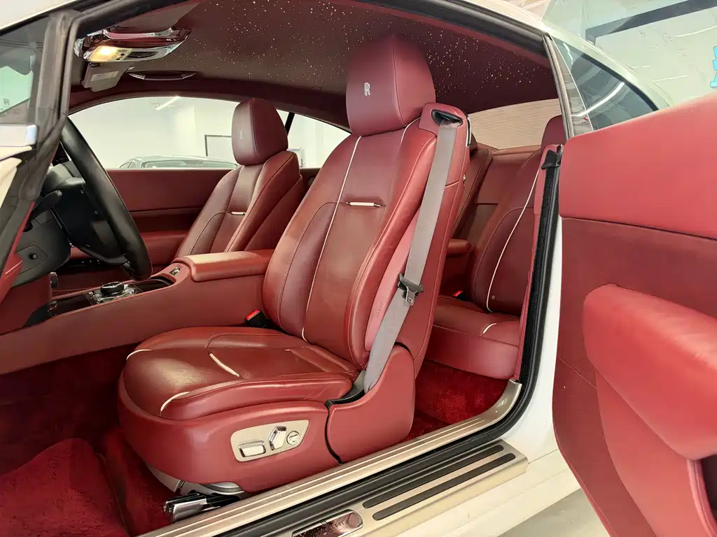 Rolls-Royce Wraith — миниатюра 5
