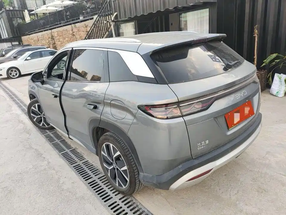 BYD L DM-i — миниатюра 8