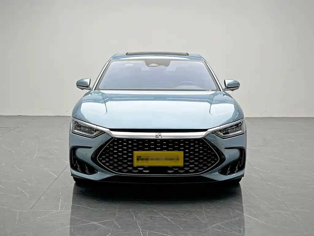 BYD Han — миниатюра 2