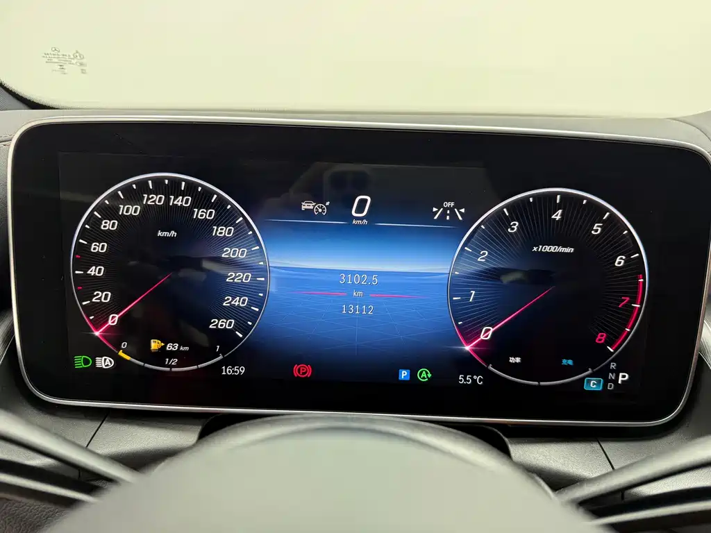 Mercedes-Benz GLC 2024 GLC 300 L 4MATIC 5 мест