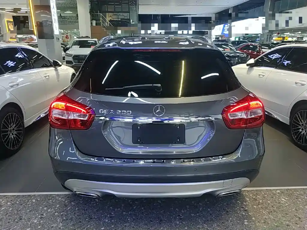 Mercedes-Benz GLA — миниатюра 6