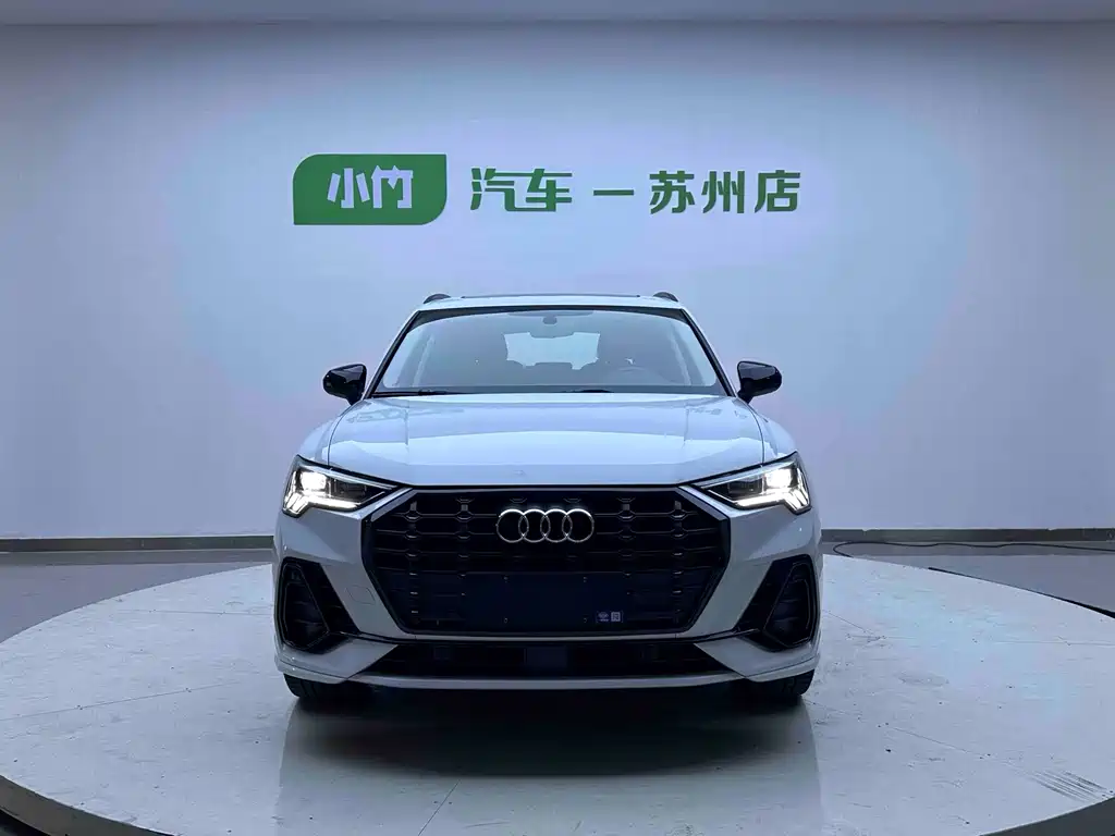 Audi Q3 2023 35 TFSI Fashion (1.4T)