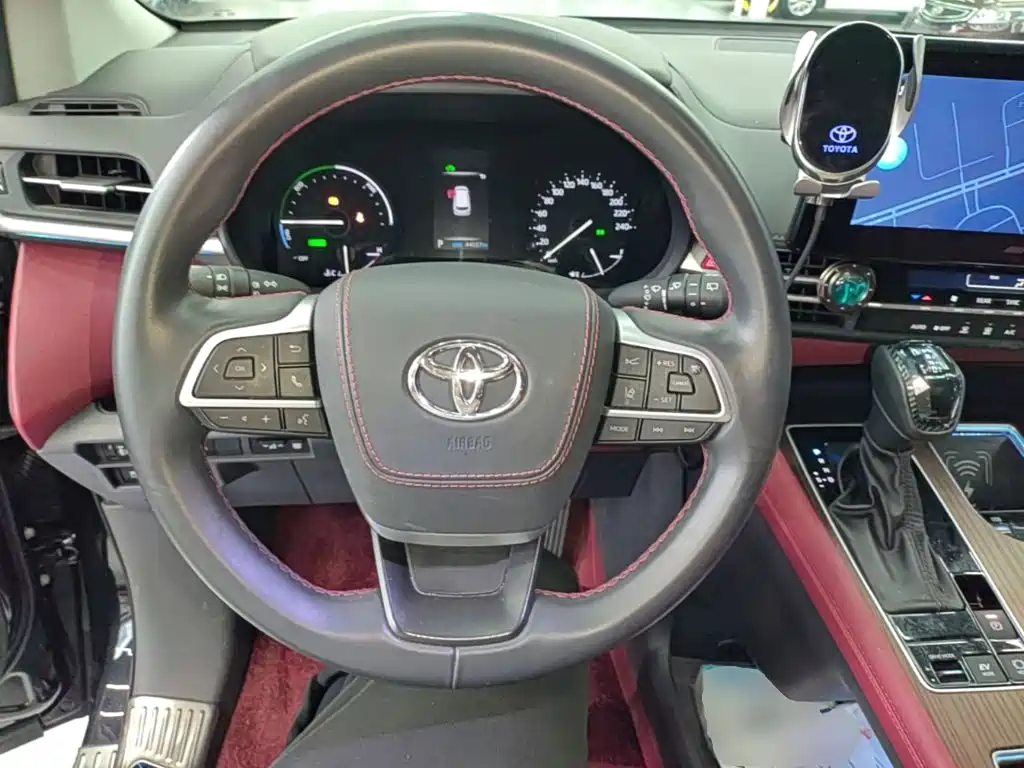 Toyota Sienna — миниатюра 11