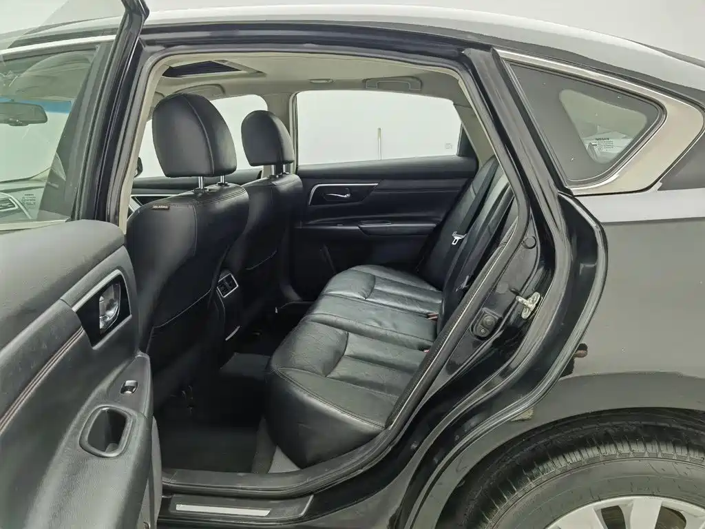 Nissan Teana — миниатюра 15