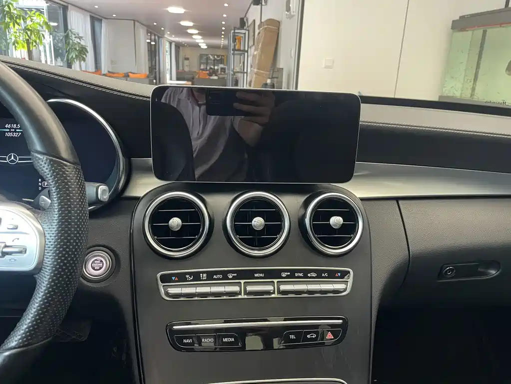 Mercedes-Benz C-Class — миниатюра 10