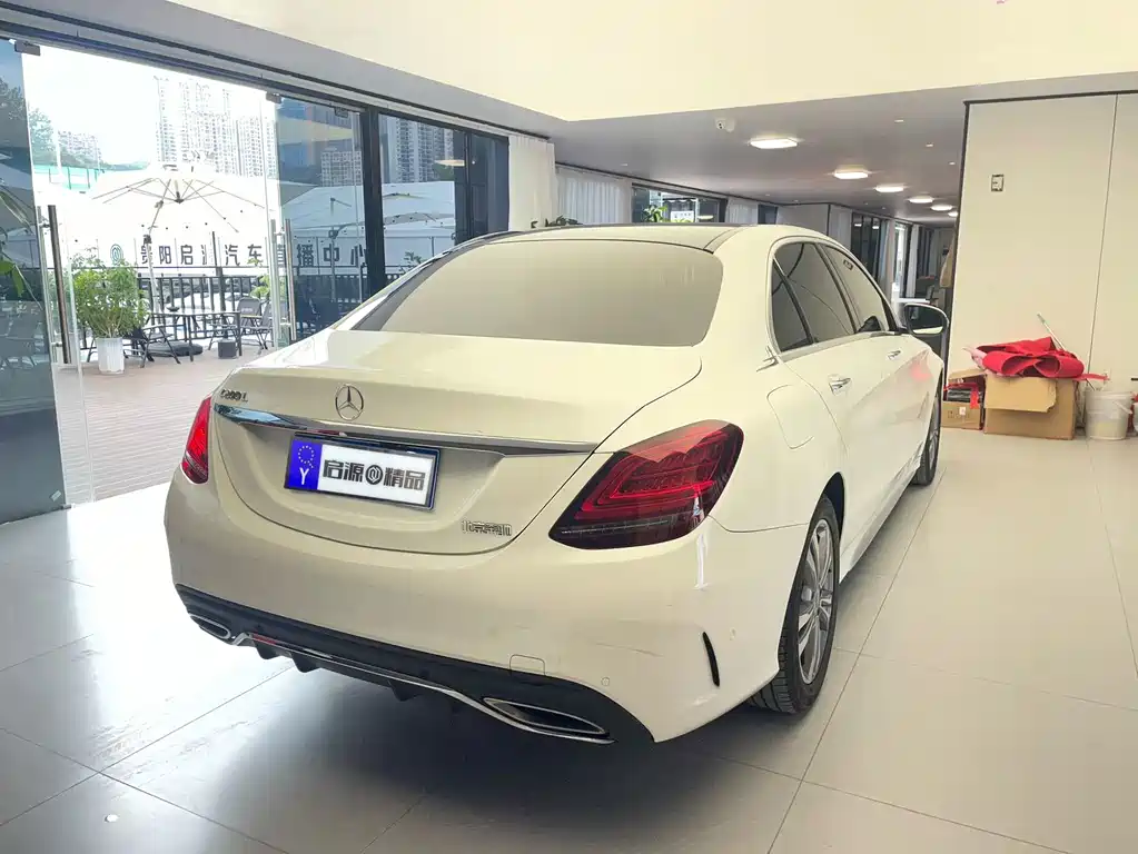 Mercedes-Benz C-Class — миниатюра 24