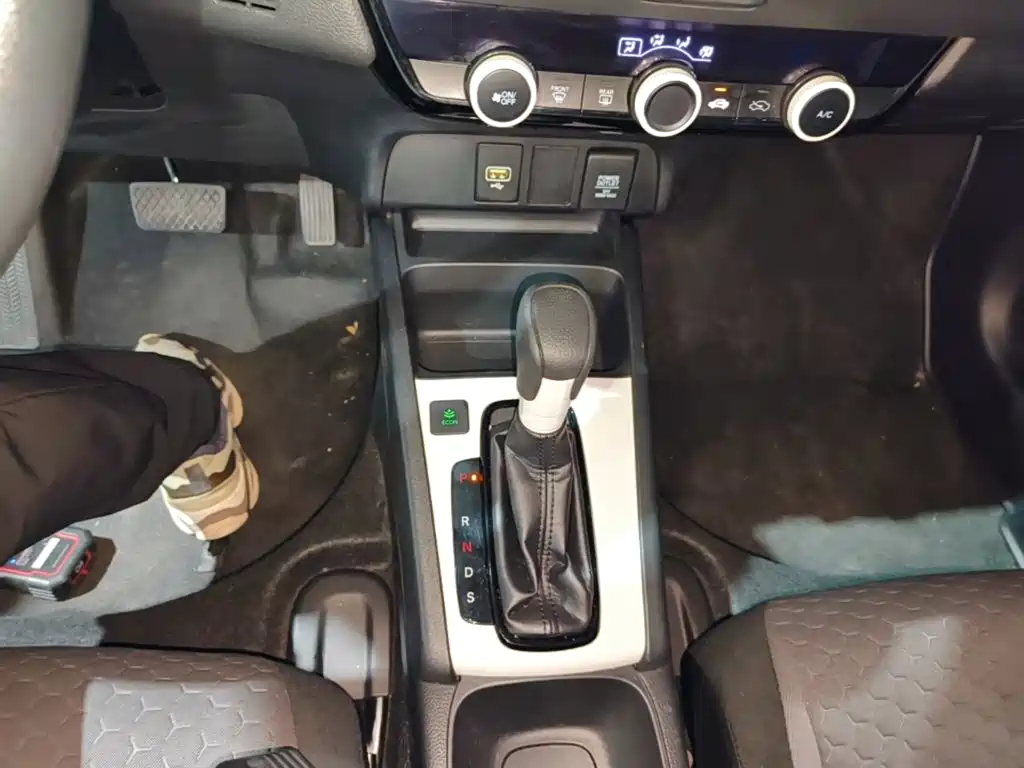 Honda Fit — миниатюра 14