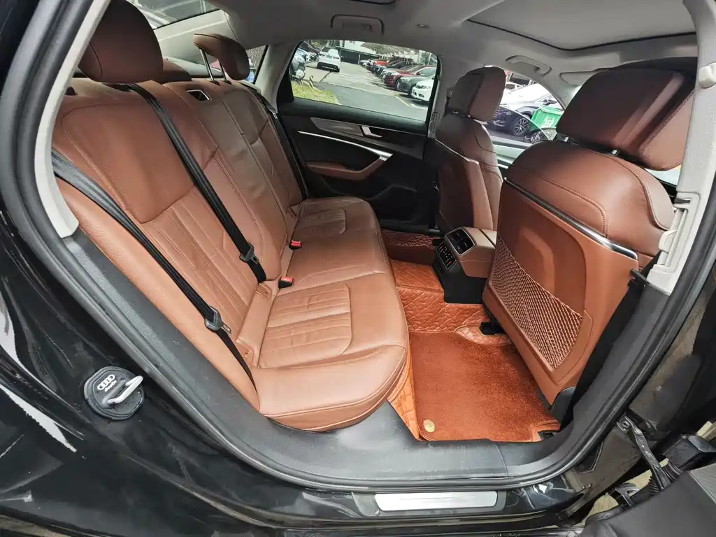 Audi A6L — миниатюра 5