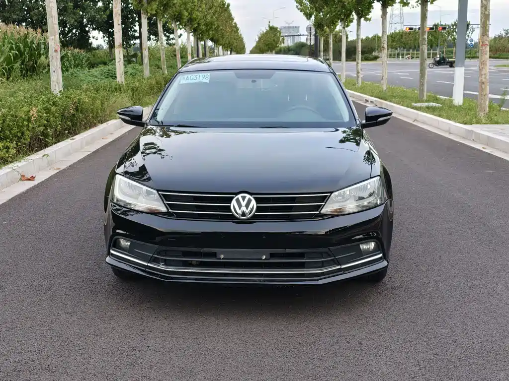 Volkswagen Sagitar — миниатюра 2