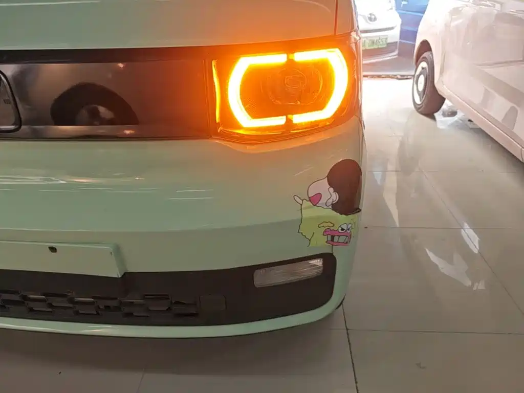 Wuling MINIEV — миниатюра 24
