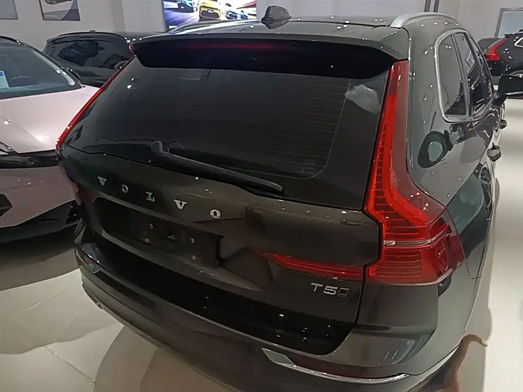 Volvo XC60 2021 T5 Luxury