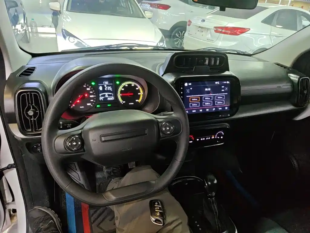 Roewe Clever — миниатюра 10