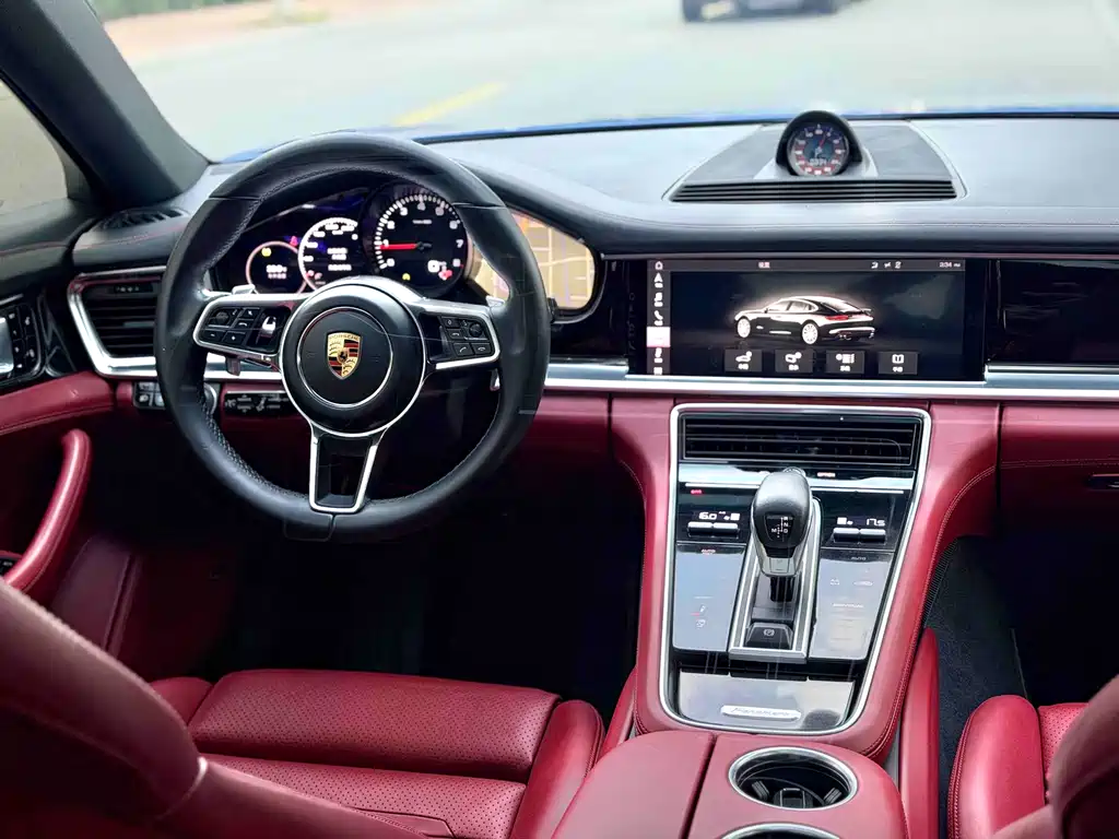 Porsche Panamera — миниатюра 6