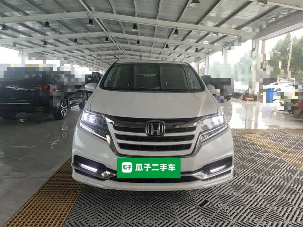 Honda Elysion — миниатюра 3