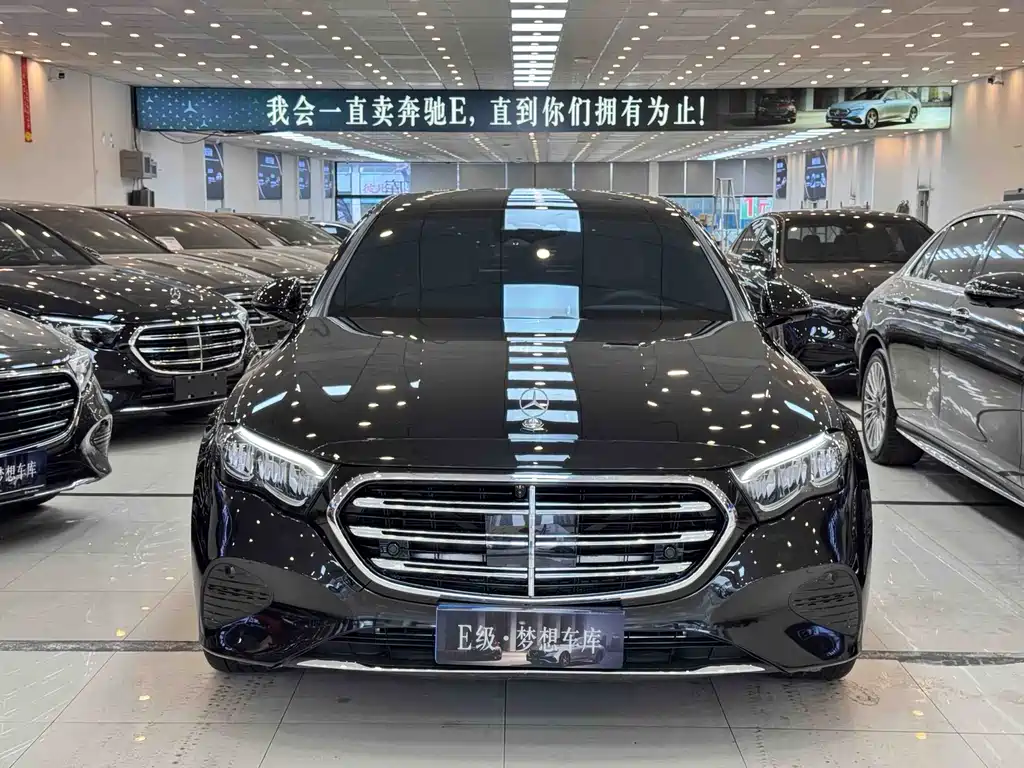 Mercedes-Benz E-Class 2024