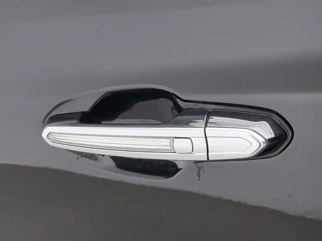 Cadillac XT5 — миниатюра 18