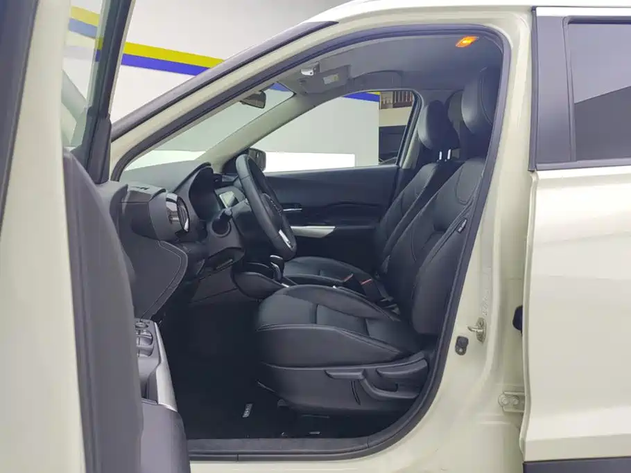 Nissan Kicks — миниатюра 9
