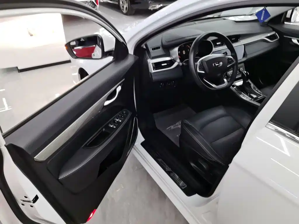 Geely Emgrand — миниатюра 16