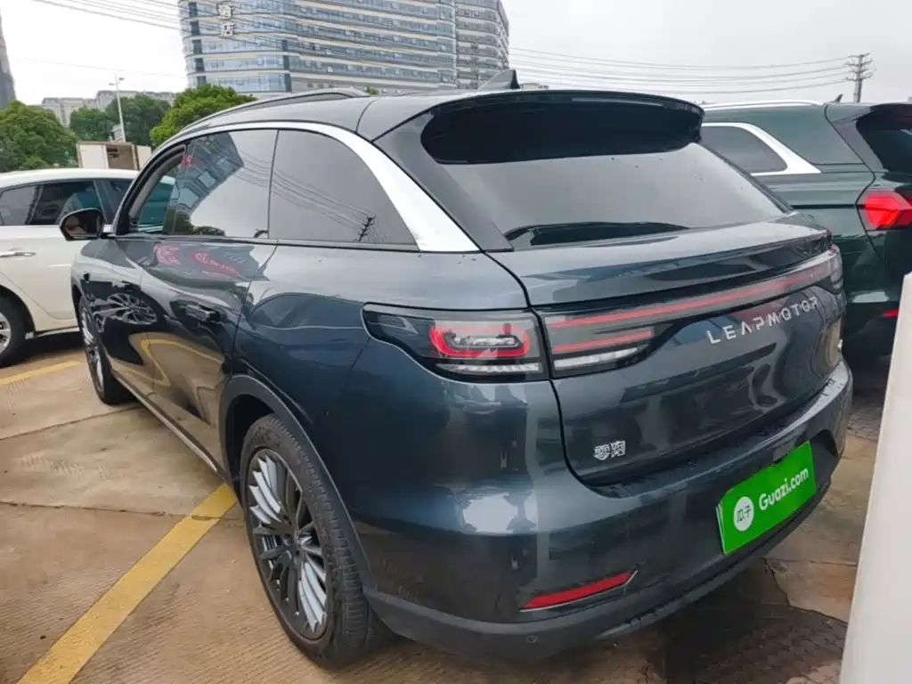 Leapmotor Leapmotor C11 — миниатюра 5