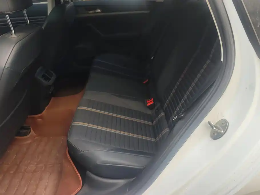 Volkswagen Lavida — миниатюра 11
