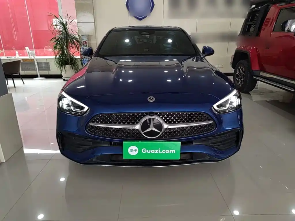 Mercedes-Benz C-Class — миниатюра 3