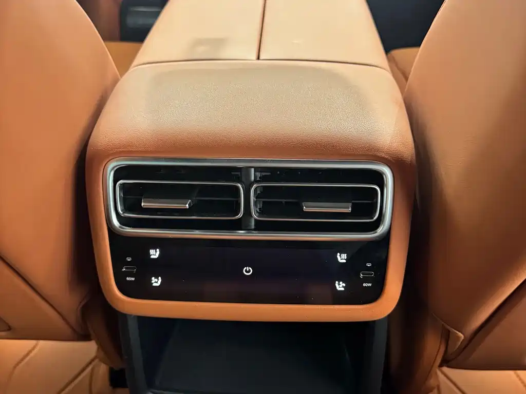 Li Auto Li L6 — миниатюра 8
