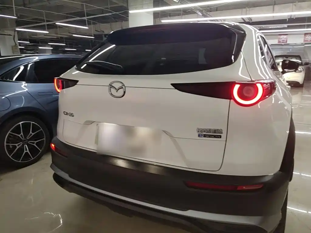 Mazda CX-30 EV — миниатюра 6
