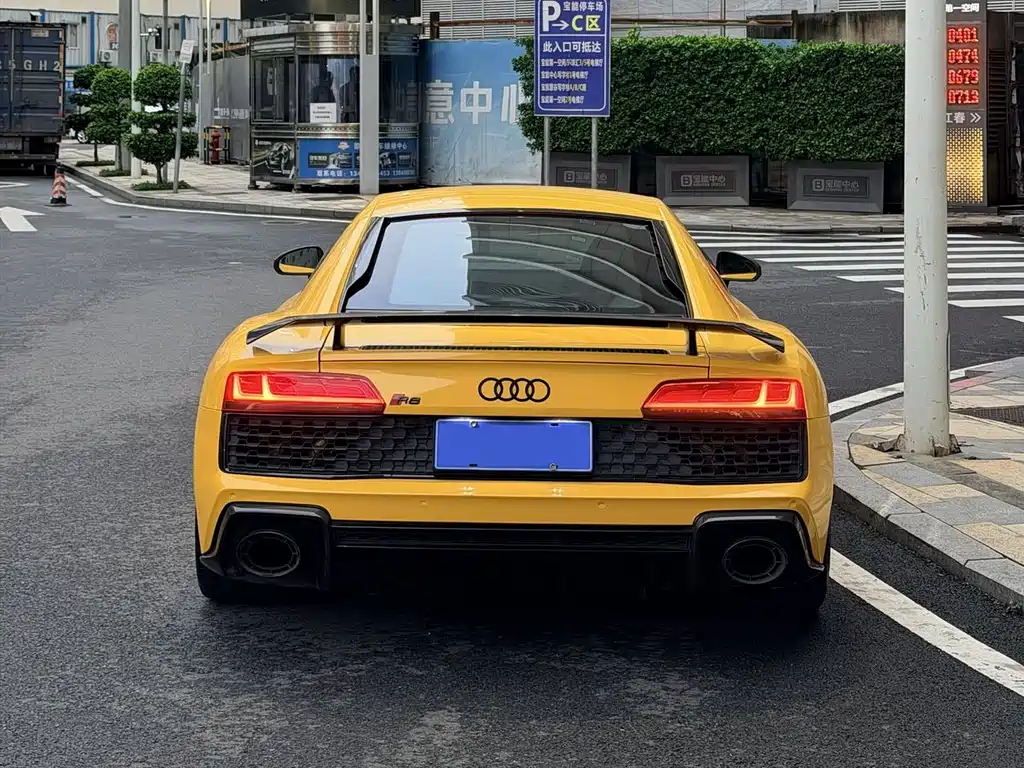 Audi R8 2021 V10 Coupe performance
