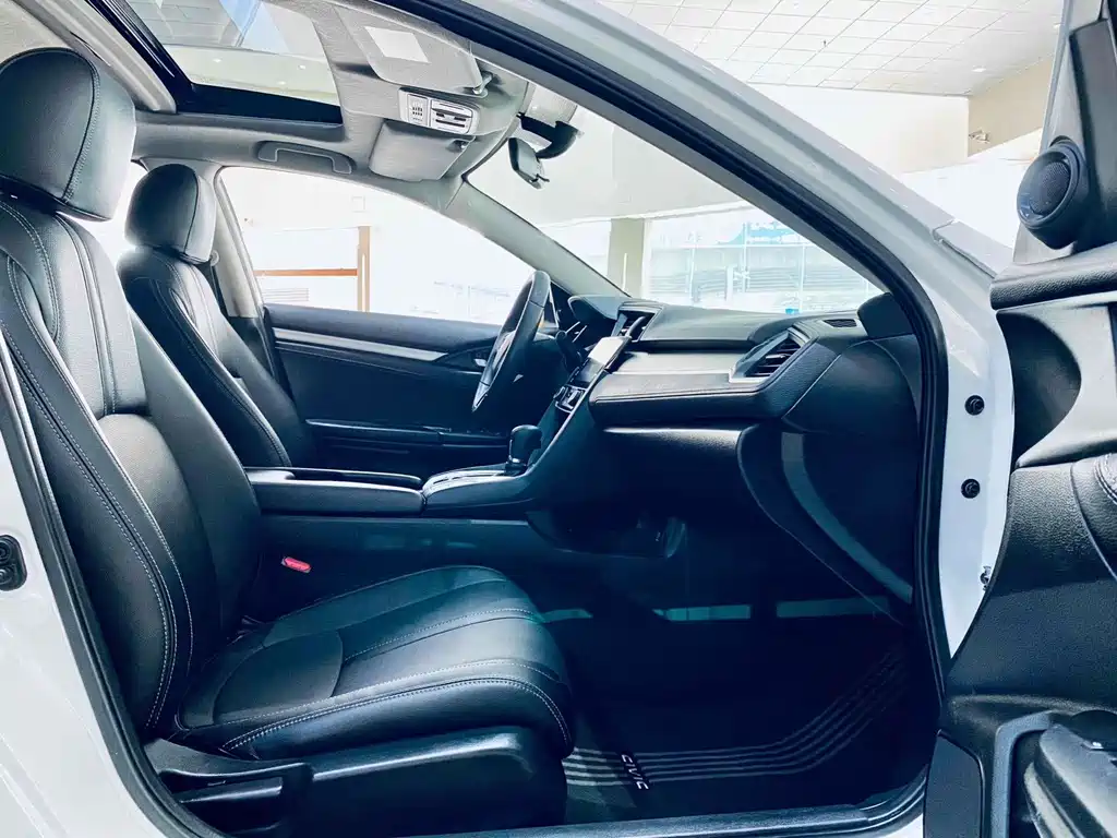 Honda Civic — миниатюра 11