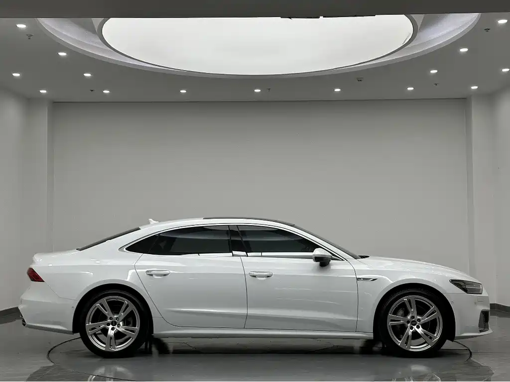 Audi A7L — миниатюра 4