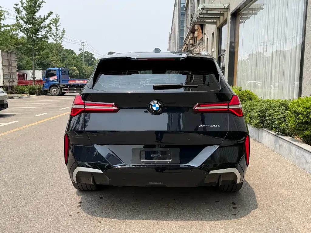 BMW X3 2025 xDrive30L Premium M Sport
