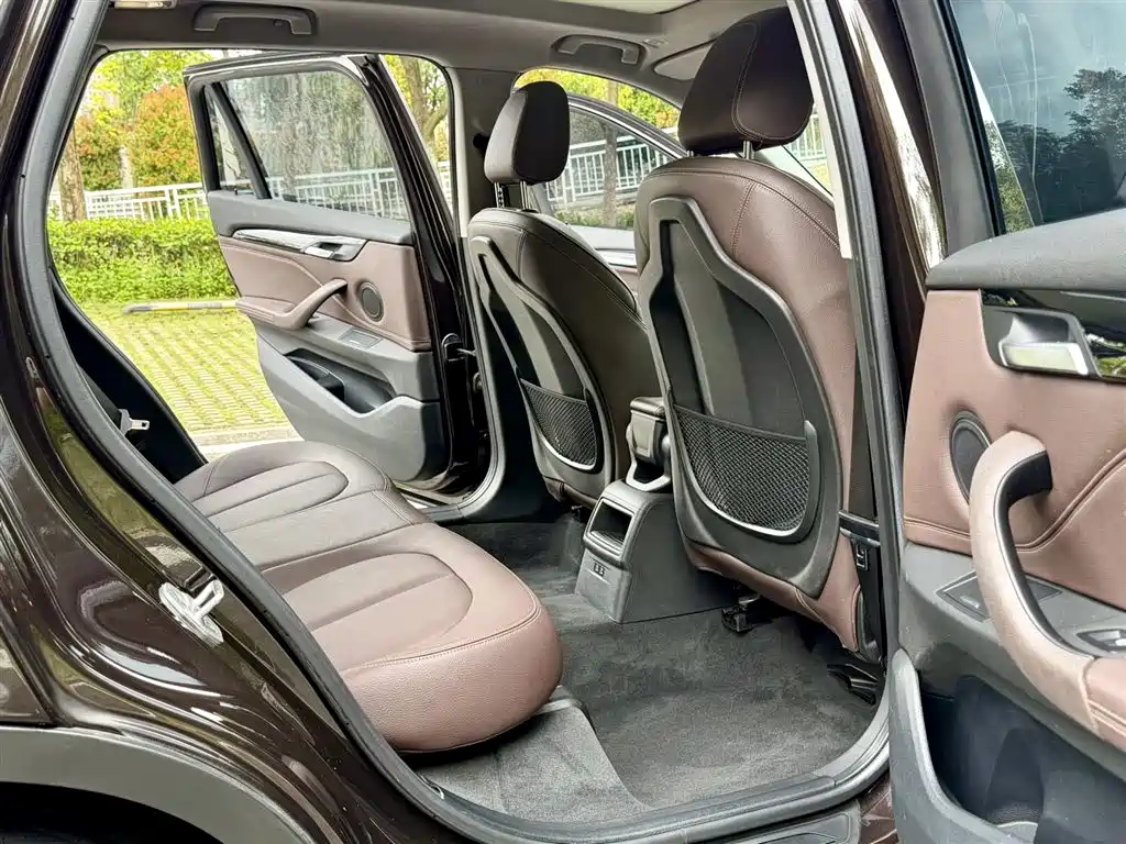 BMW X1 2020 sDrive20Li Fashion