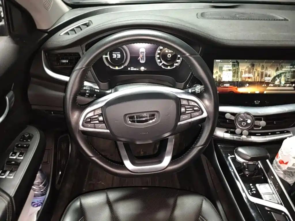 Geely Borui Hybrid — миниатюра 11