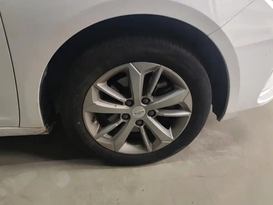 Geely Emgrand GL — миниатюра 6