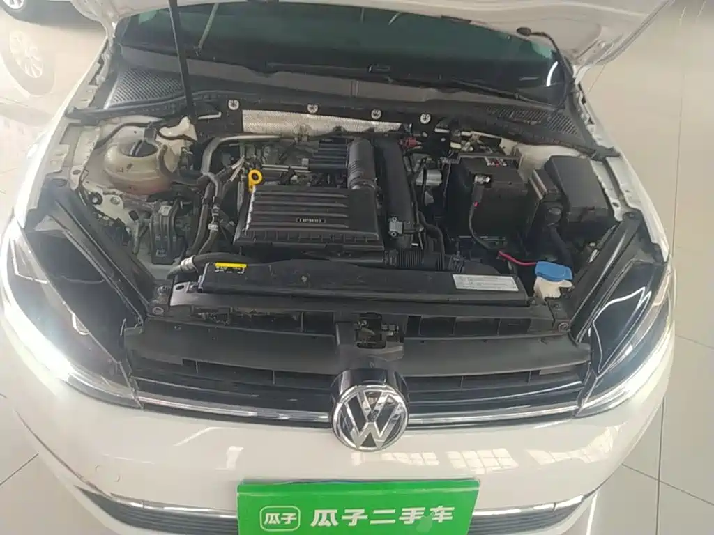 Volkswagen Golf — миниатюра 20
