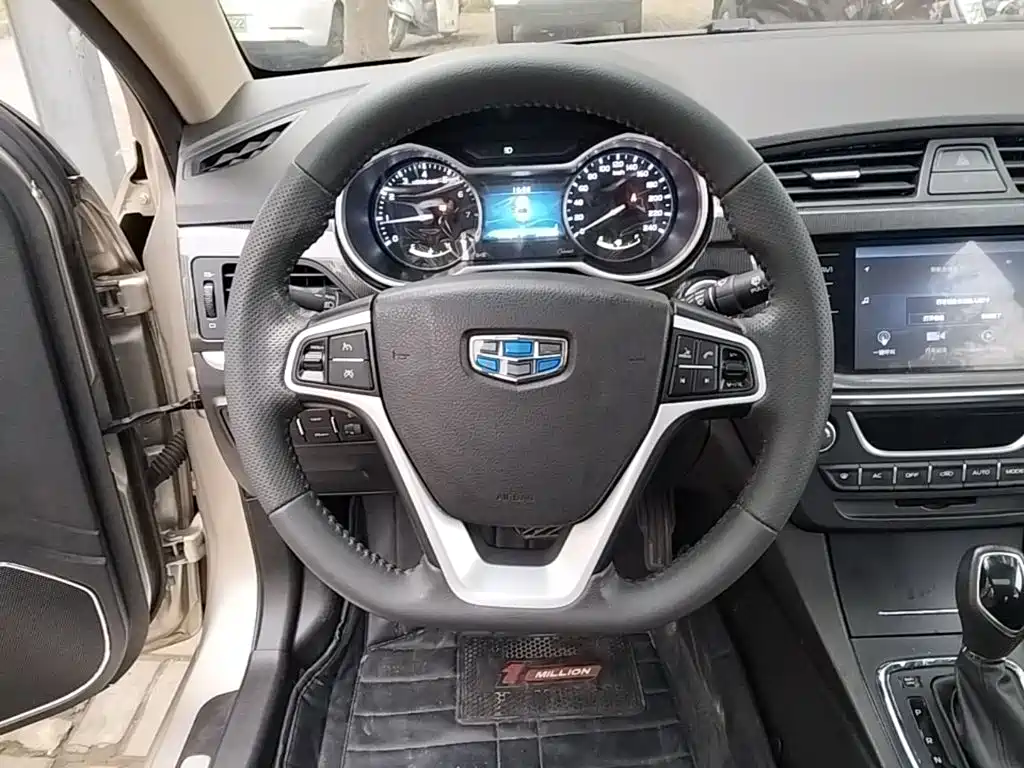Geely Emgrand — миниатюра 11