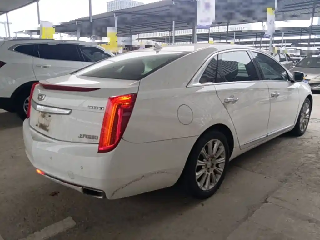 Cadillac XTS — миниатюра 7
