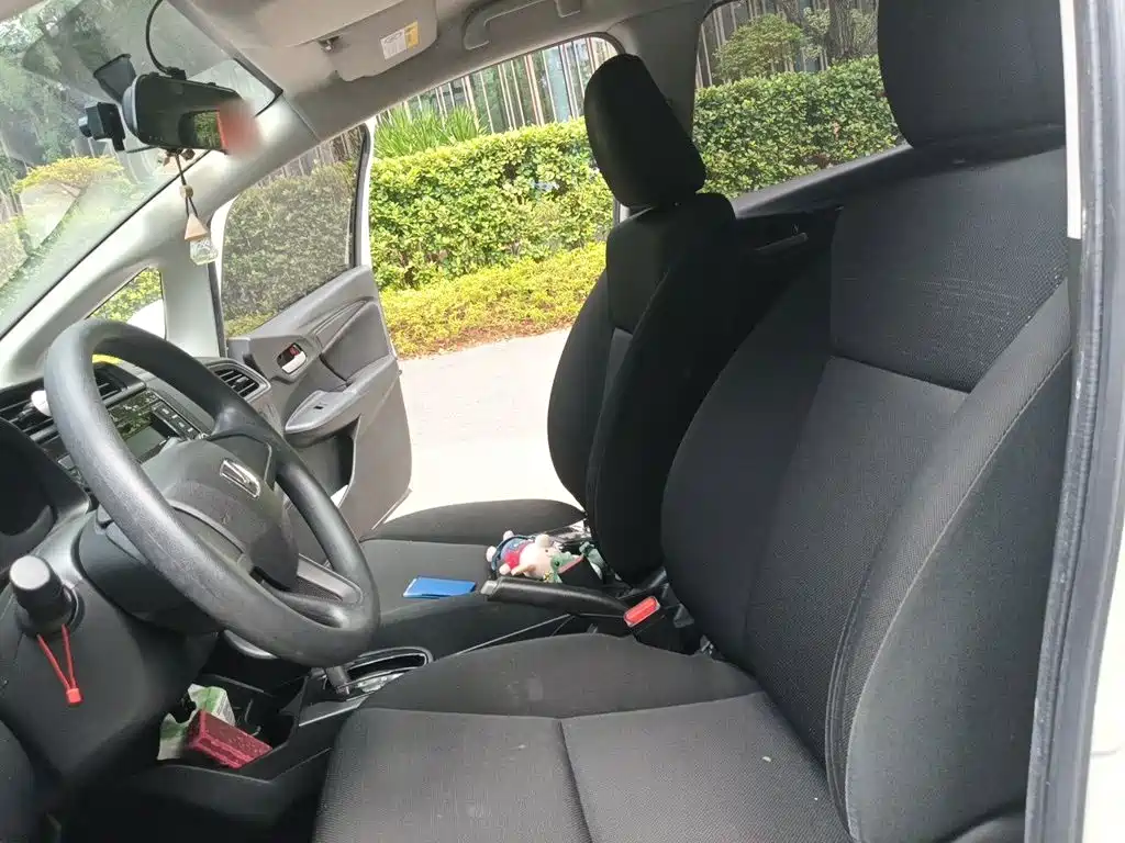 Honda Fit — миниатюра 16