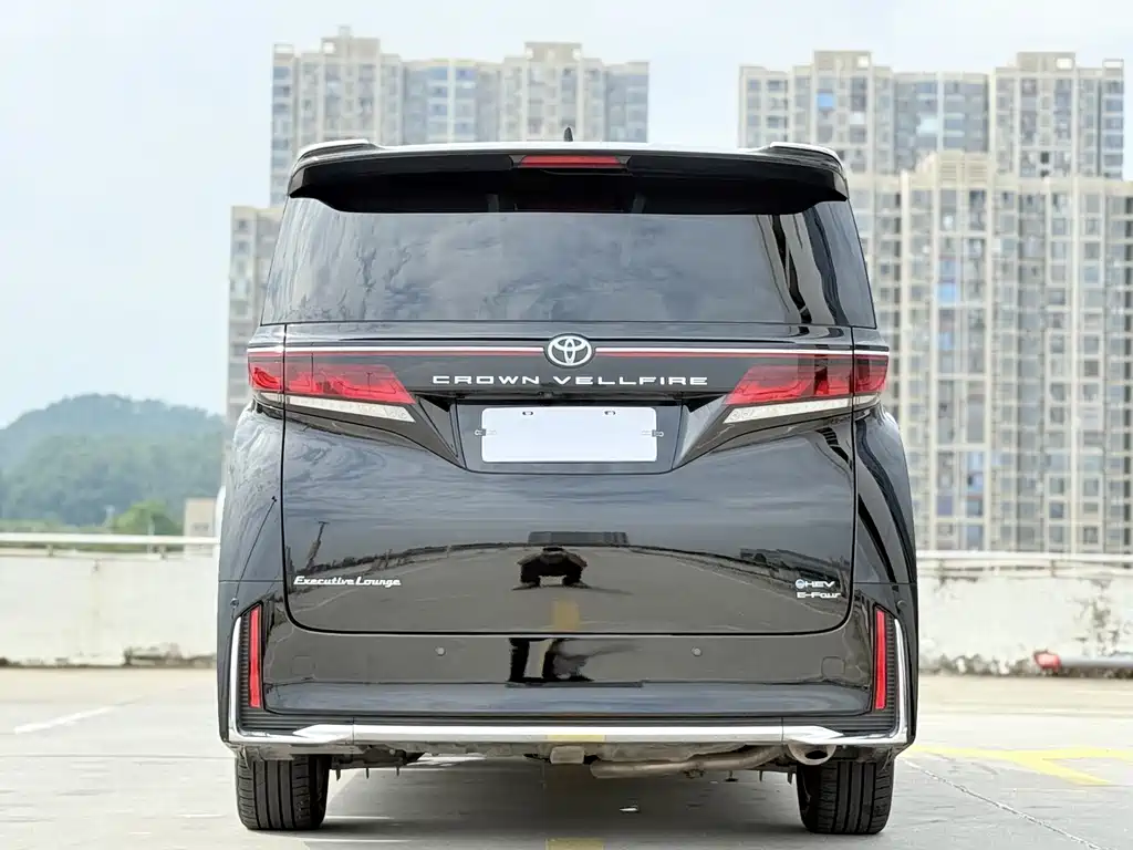 Toyota Vellfire — миниатюра 15